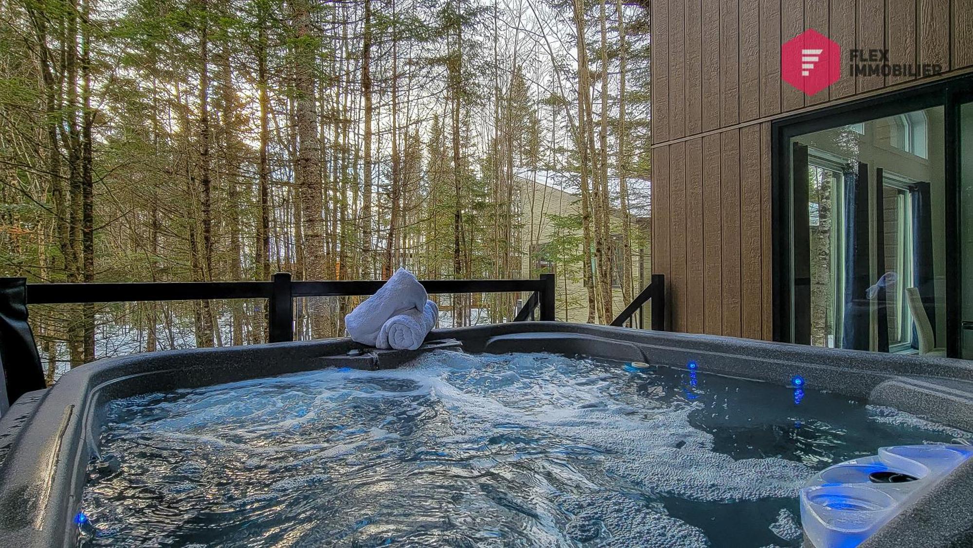 Le Bleu Bourgeois De Portneuf - Natural Elegance - Hot Tub, Sauna And Pool Pont-Rouge Экстерьер фото